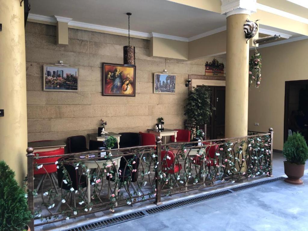 California Boutique Hotel Yerevan Exterior photo